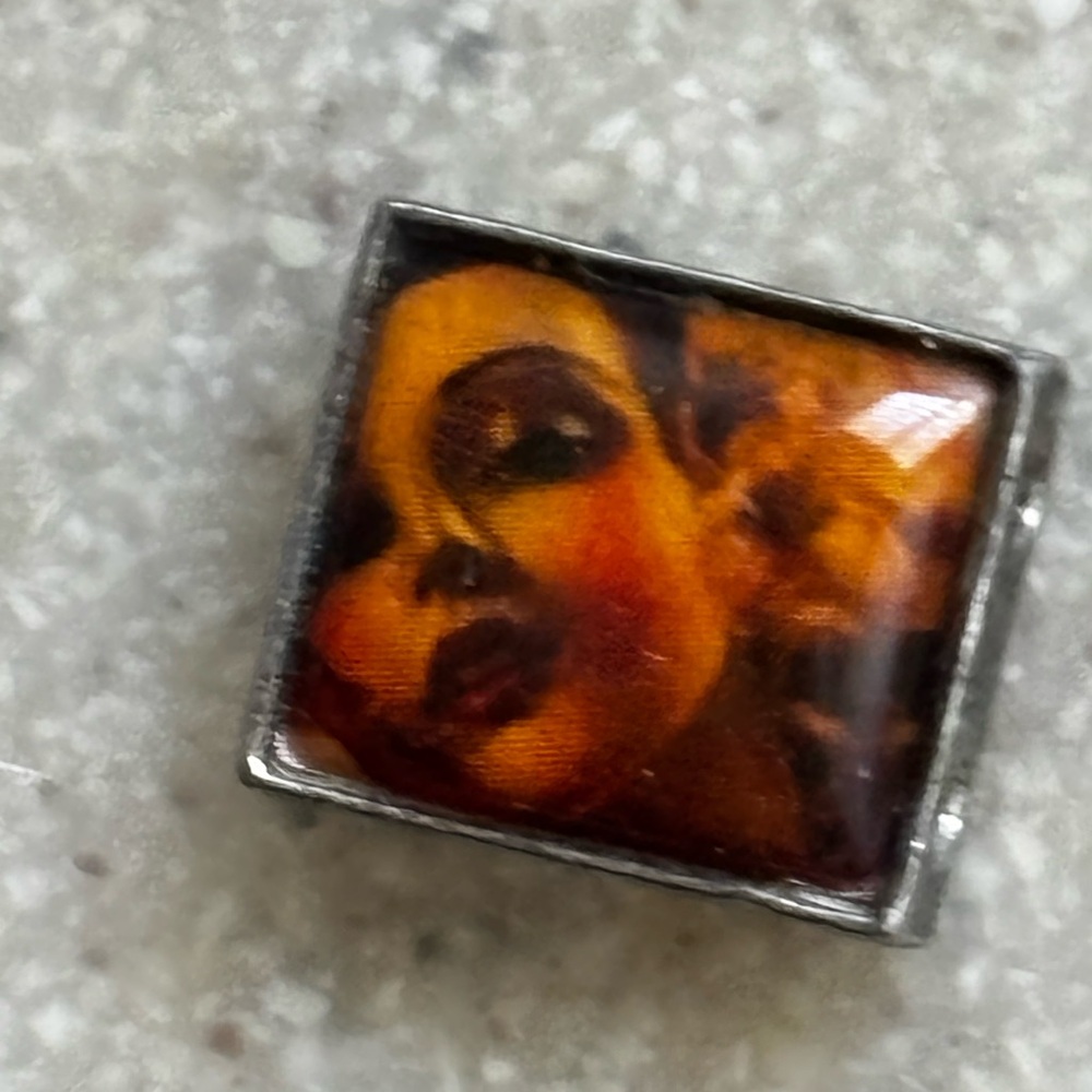 Vintage Charm in Amber and Brown Tones